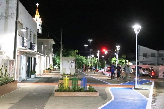 Prefeitura de Afogados da Ingazeira inaugura 1ª etapa da reforma da Praça Padre Carlos Cottart - PE Notícias